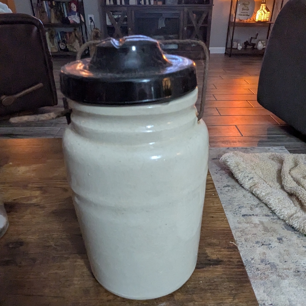 1800s Vintage Cream Ceramic Jug with Black Lid